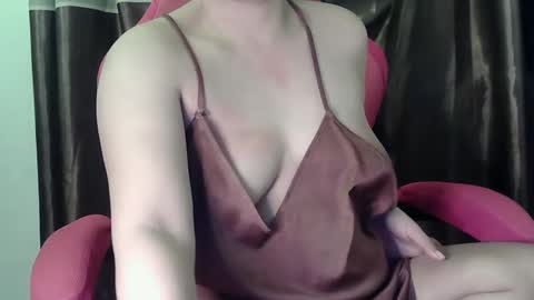 Snapshot of superb_ass25 chatting on 01.04.25 KIMZY online show from 01.04.25