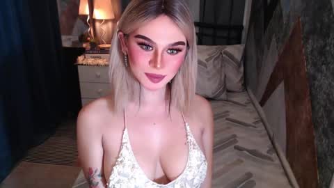 Snapshot of superh0tangelxx chatting on 03.16.26 CARMINA online show from 03.16.26