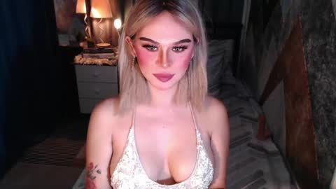 Snapshot of superh0tangelxx chatting on 03.18.26 CARMINA online show from 03.18.26