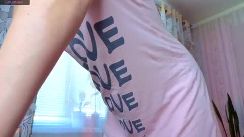 Sweet Anna online show from 05.04.26