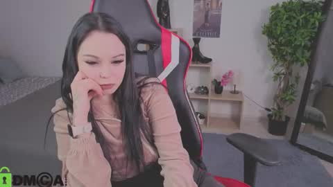 Nina online show from 02.05.26