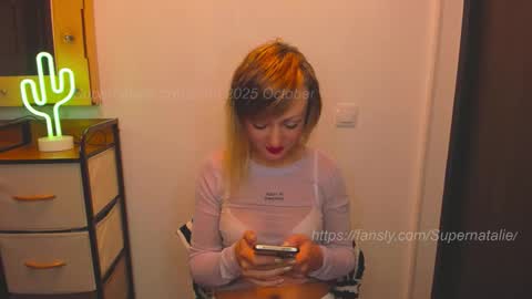 Snapshot of supernatalie chatting on 10.06.25 Natalie online show from 10.06.25