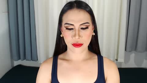 Natalie Portman online show from 02.07.25