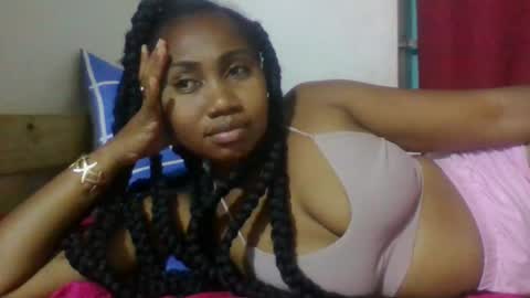 Snapshot of surbelle chatting on 01.16.26 surbelle online show from 01.16.26