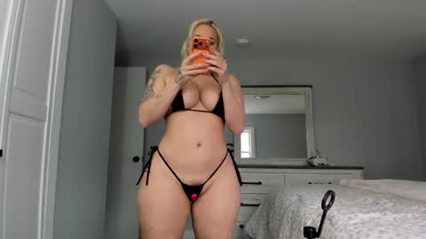 Snapshot of surecakes chatting on 04.22.26 All My Links Are On Videos my sex toy insta twitter online show from 04.22.26