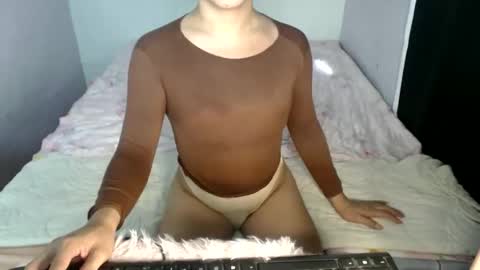 Snapshot of surprise_angel69 chatting on 02.15.26 surprise_angel69 online show from 02.15.26