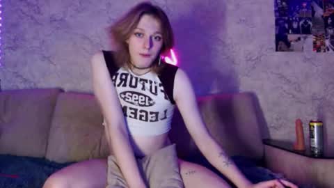 Snapshot of susan228 chatting on 12.13.24 Vladiva online show from 12.13.24