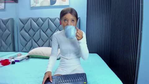 susana_sanchezz online show from 03.03.26