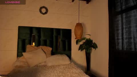 Snapshot of susana_williamss chatting on 11.13.25 Susana W online show from 11.13.25