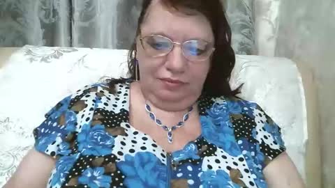Snapshot of susanaahsun chatting on 10.23.25 SusanaAhSun online show from 10.23.25