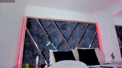 susanahenao online show from 09.13.25