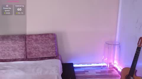 Susana hendrix    online show from 02.06.26