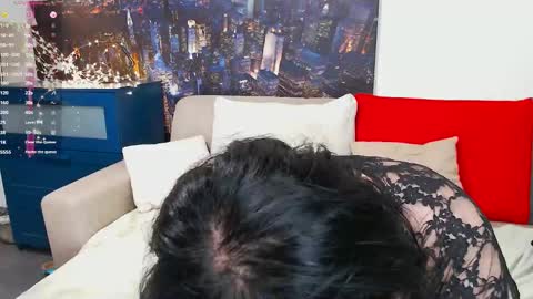 Snapshot of susanflower chatting on 03.08.25 Susan online show from 03.08.25