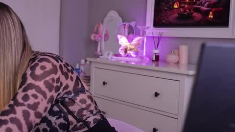 SusanJewel online show from 10.26.25