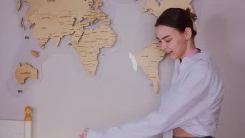 susannahtrojahn online show from 02.04.26