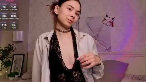 susannahtrojahn online show from 05.06.26