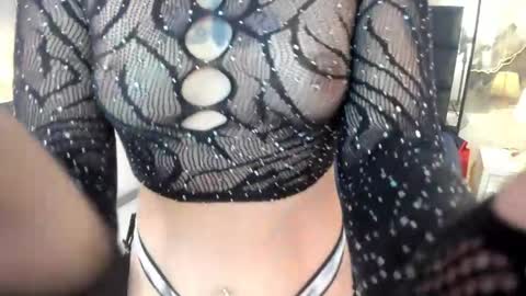 susanvilla online show from 04.20.26