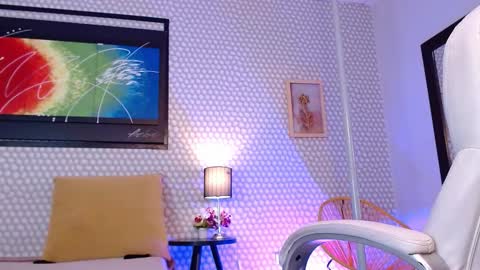 susanwilliams_ online show from 03.20.26