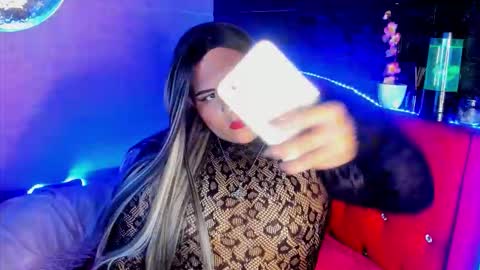 Snapshot of sussan__dirty chatting on 11.15.25 Sussan online show from 11.15.25