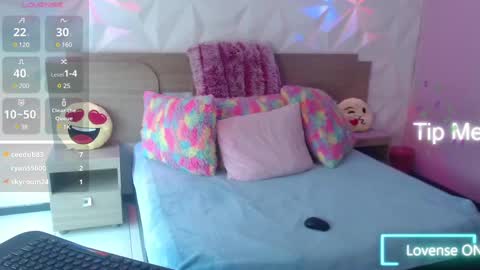 Snapshot of sussan_love01 chatting on 02.11.25 Susan online show from 02.11.25