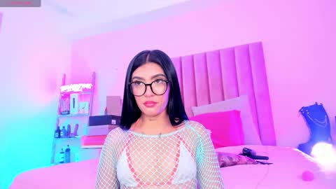 Sussan Nicole  online show from 01.30.25