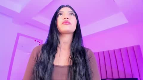 Sussan Nicole  online show from 10.01.25