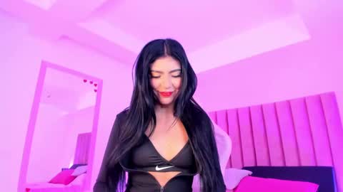 Sussan Nicole  online show from 10.29.25