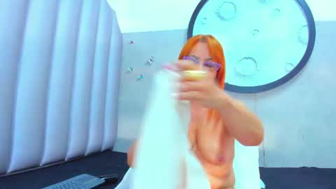 Snapshot of sussanmilf_ chatting on 07.28.26 sussanmilf online show from 07.28.26