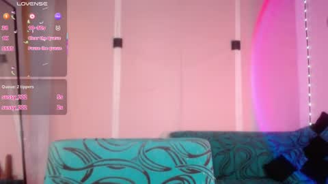 Snapshot of sussy_222 chatting on 07.24.26 susy online show from 07.24.26