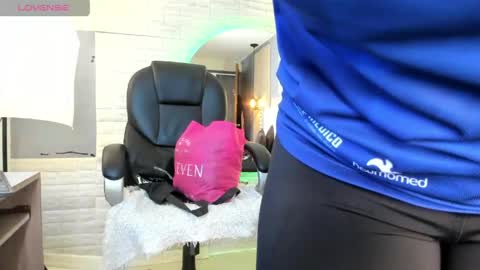 Snapshot of sussy__stone chatting on 04.23.26 online show from 04.23.26