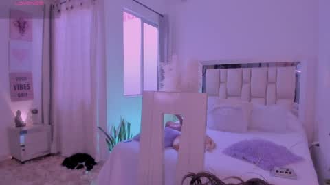 sussy_bell_ online show from 04.24.26