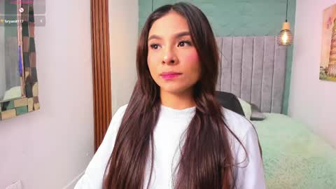 Snapshot of sussy_sweet4u chatting on 05.17.26 sussy_sweet4u online show from 05.17.26