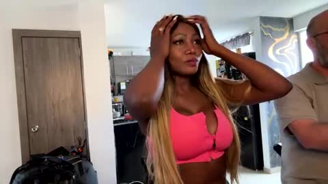 Snapshot of suukam chatting on 03.06.25 SUUKAMM online show from 03.06.25