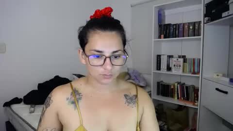 Susan   .. oo .. Independent Model online show from 02.27.25