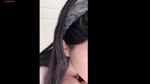 xixi online show from 12.14.25