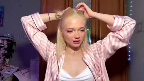 Stacy online show from 06.11.26
