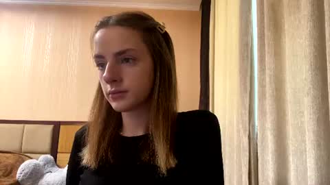 Emila online show from 07.12.26
