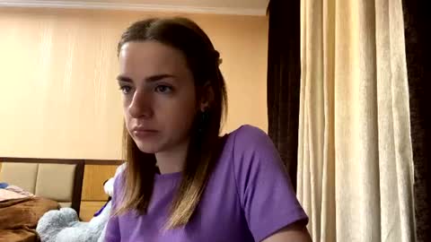 Emila online show from 07.16.26