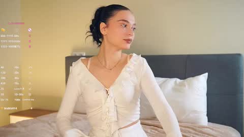 Snapshot of suziegoglia chatting on 01.15.26 Kristanna online show from 01.15.26