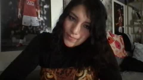 Snapshot of suzyishellawet chatting on 03.10.26 Suzy online show from 03.10.26