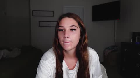 Snapshot of svtf2323 chatting on 10.11.25 SV online show from 10.11.25