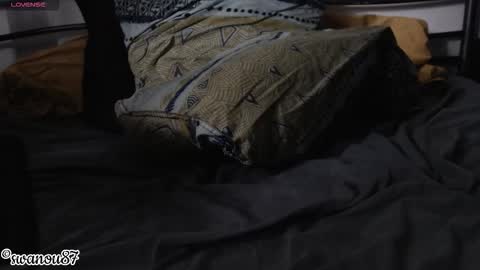 swanou87 online show from 10.19.25