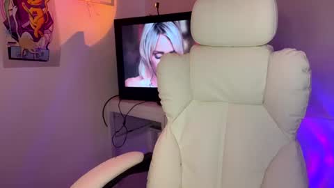 Snapshot of sweeetbabyy22 chatting on 06.27.26 Valeria online show from 06.27.26