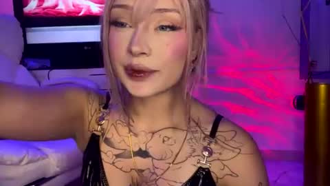 Snapshot of sweeetbabyy22 chatting on 07.10.26 Valeria online show from 07.10.26