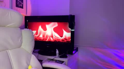 Snapshot of sweeetbabyy22 chatting on 07.23.26 Valeria online show from 07.23.26