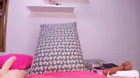 Debora  online show from 09.22.25