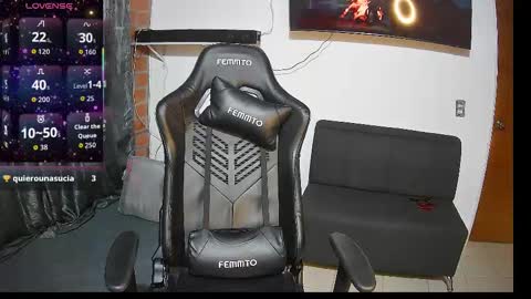 Snapshot of sweet10salome chatting on 10.17.25 sweet10salome online show from 10.17.25