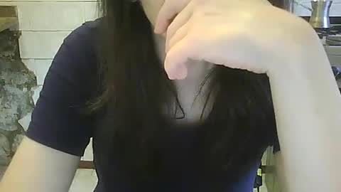 Snapshot of sweet4y0u chatting on 06.18.26 sweet4y0u online show from 06.18.26