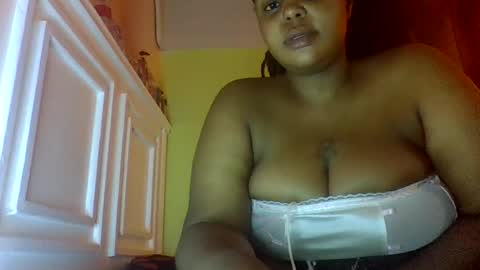 Snapshot of sweet52537 chatting on 07.21.26 sweet52537 online show from 07.21.26