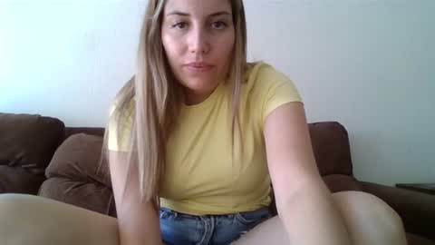 Snapshot of sweet__alana chatting on 01.27.25 Sweet alana online show from 01.27.25
